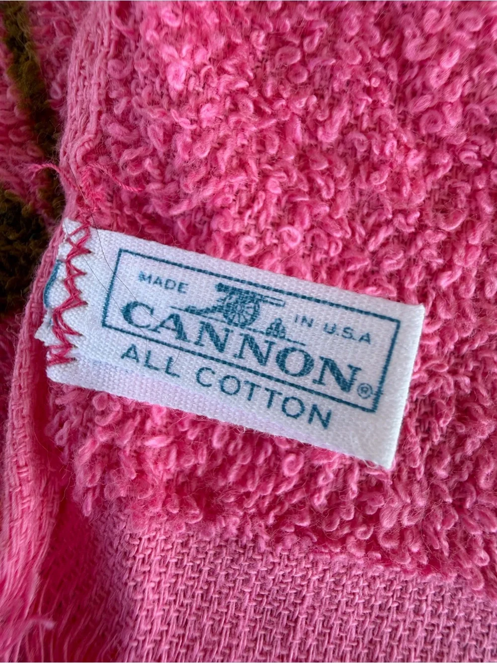 Vintage Canon Hot Pink Floral Fringed Kitchen Towel NOS 100% Cotton USA 17x30